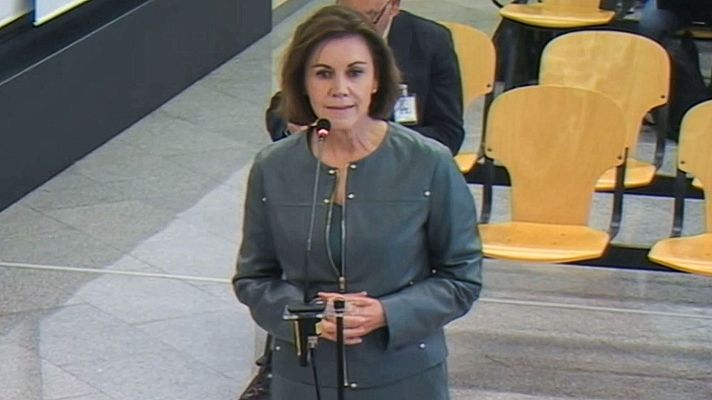 Telediario 2 - Cospedal asegura que a Villarejo "le hizo preguntas, no encargos" cuando era secretaria general del PP