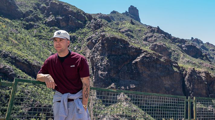 Telediario 1 - Quevedo estrena 'El Baifo': música urbana y folclore canario