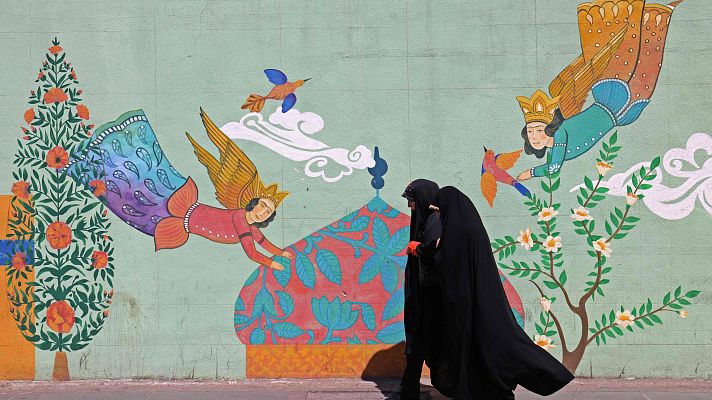 Telediario 2 - Las consecuencias de la guerra en la educación de los niños iraníes