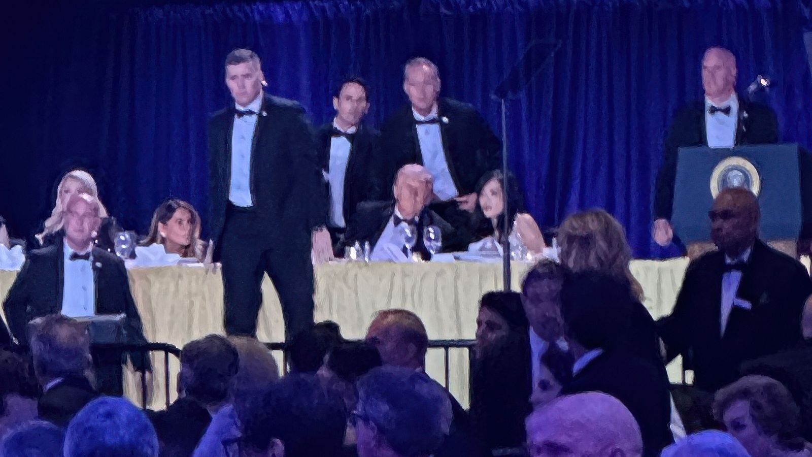 Trump, evacuado tras un intento de atentado en Washington - Fin de semana 24h | Ver