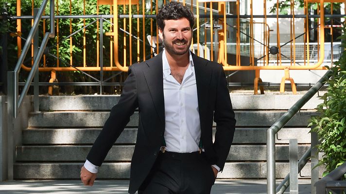 Diario 24 - Willy Bárcenas recuerda los seguimientos a él y a su madre: "motoristas con una cámara en el casco"