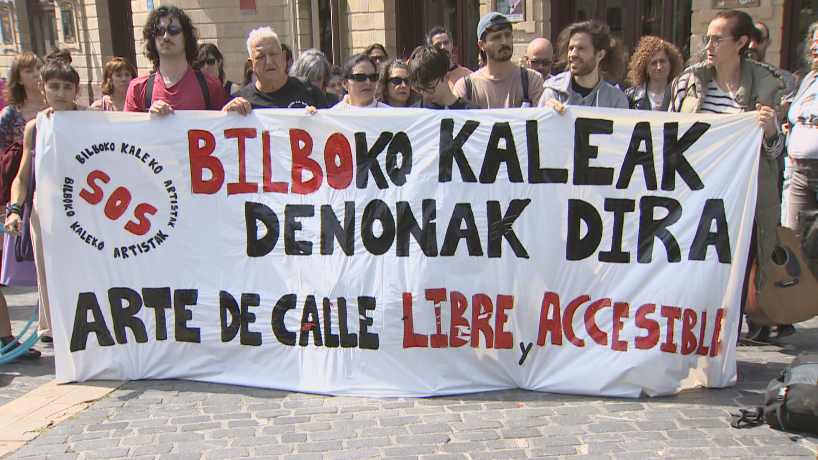 Los artistas callejeros de Bilbao han iniciado un calendario de movilizaciones por la nueva ordenanza | RTVE Play - Ver ahora