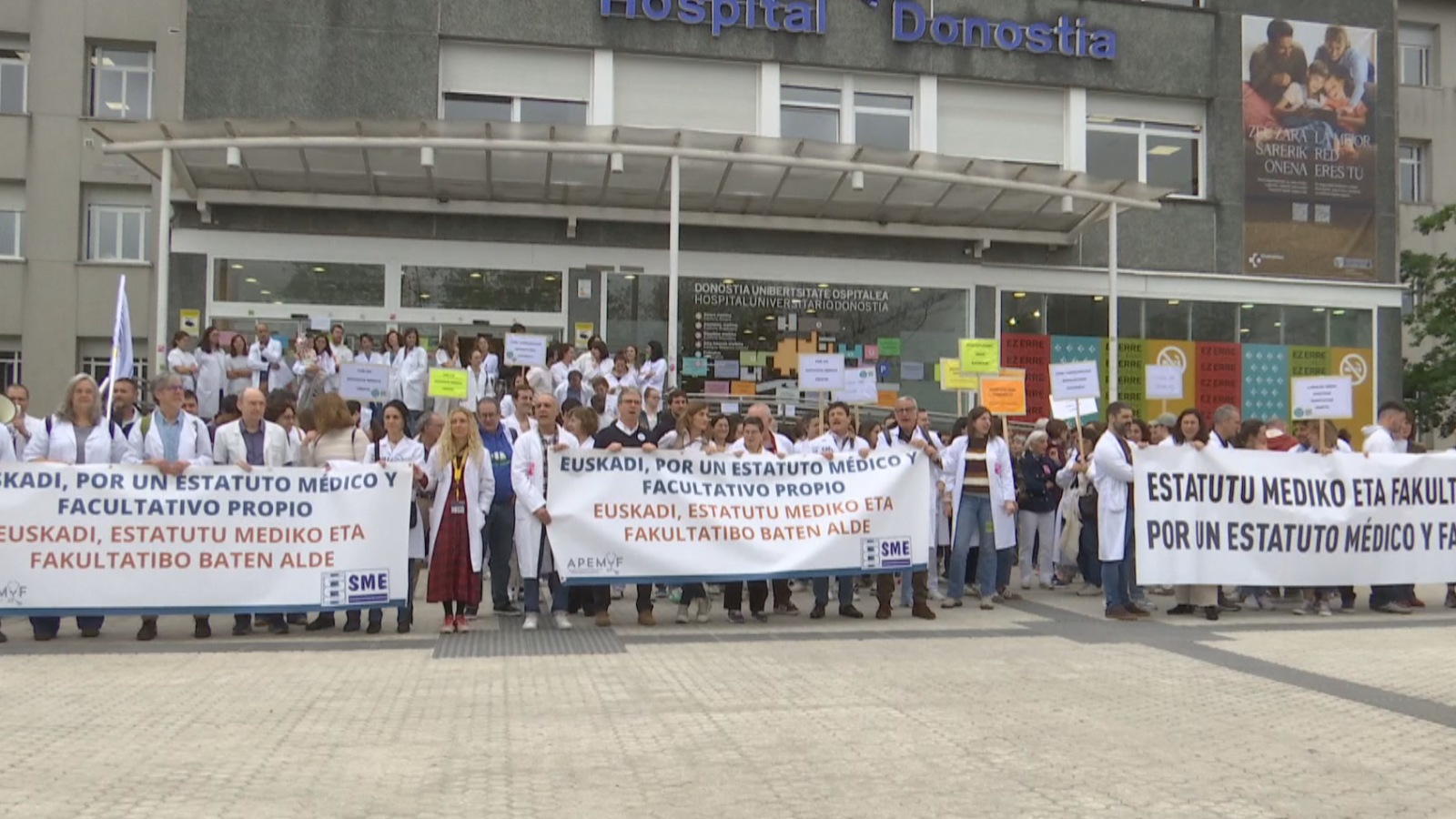 Los médicos inician hoy una nueva semana de huelga, la tercera en lo que va de año, con polémica por los servicios mínimos que ha decretado Osakidetza | RTVE Play - Ver ahora