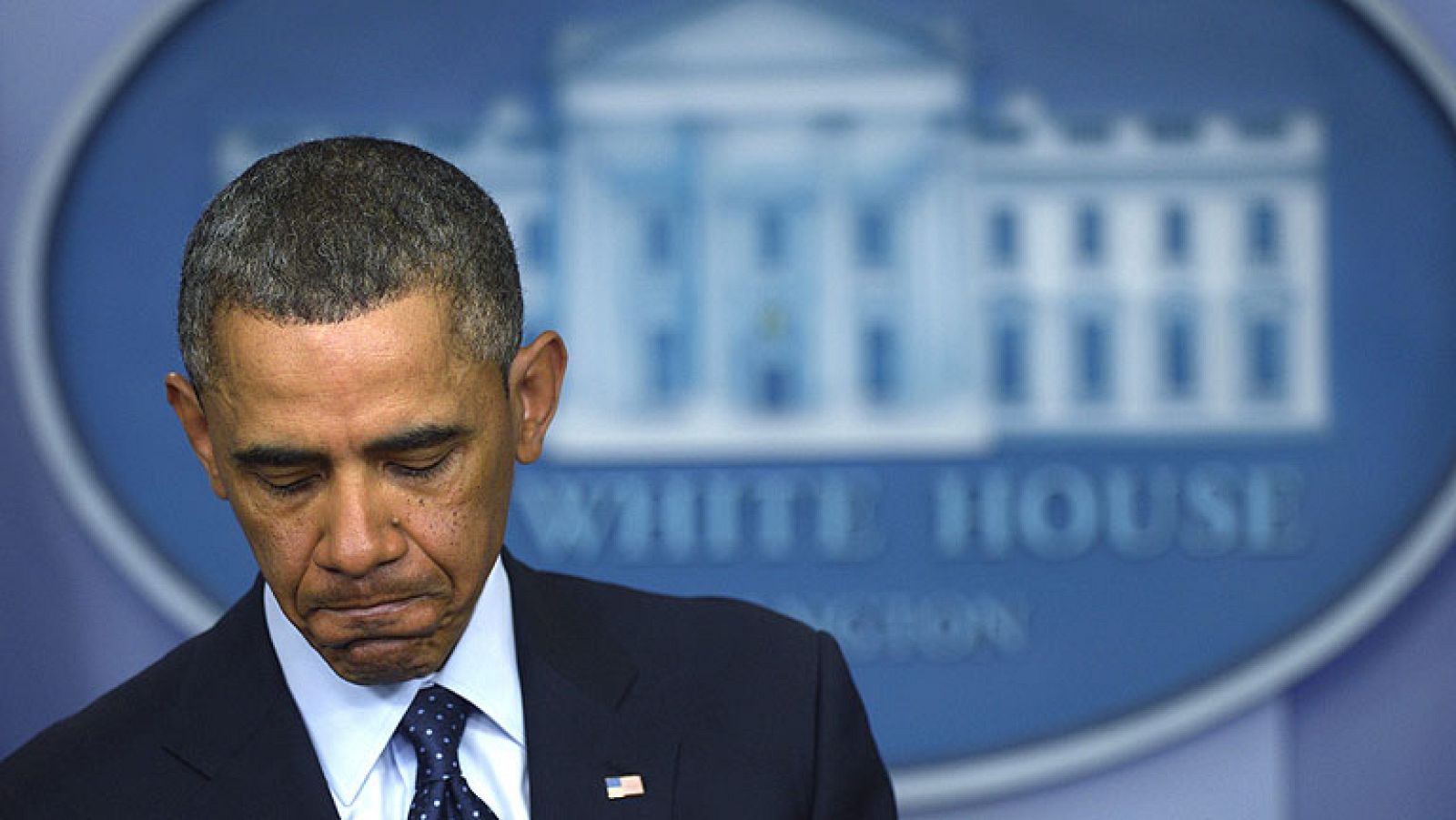 Barack Obama firma la entrada en vigor de los recortes en el gasto público - Informativo 24h | Ver