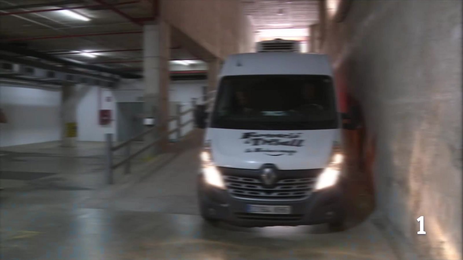 Maná: menjar recuperat que crea oportunitats laborals - L'Informatiu | Veure