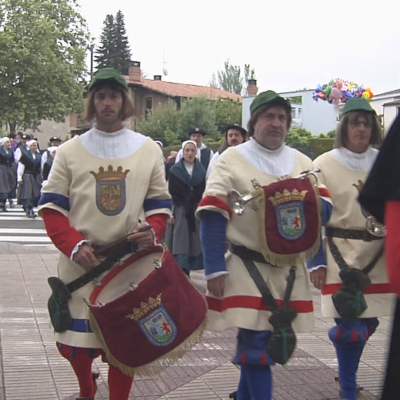 Telenorte - País Vasco - Álava celebra la festividad de su patrón, San Prudencio, en una jornada en la que la lluvia está dando un respiro