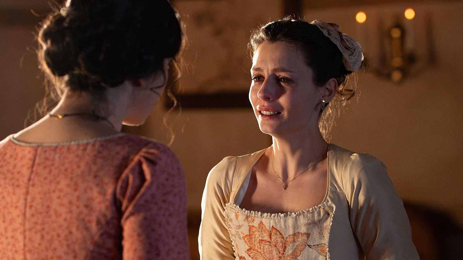 Valle Salvaje - El descubrimiento de Bárbara en la cabaña - Valle Salvaje | Ver