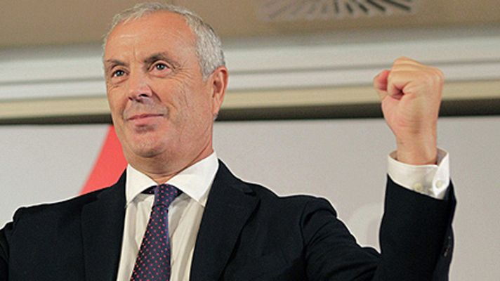 Telediario 1 - Pachi Vázquez pide consultar a los militantes la elección del próximo secretario general