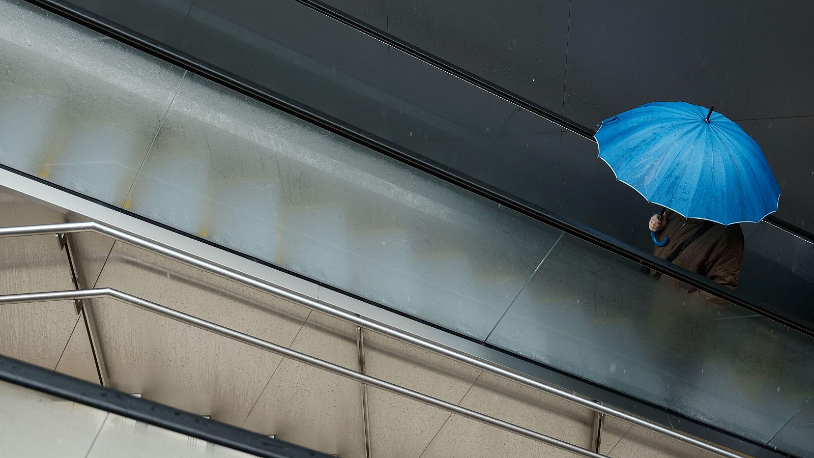 Descenso de máximas y lluvias en gran parte de la Península - El tiempo | Ver