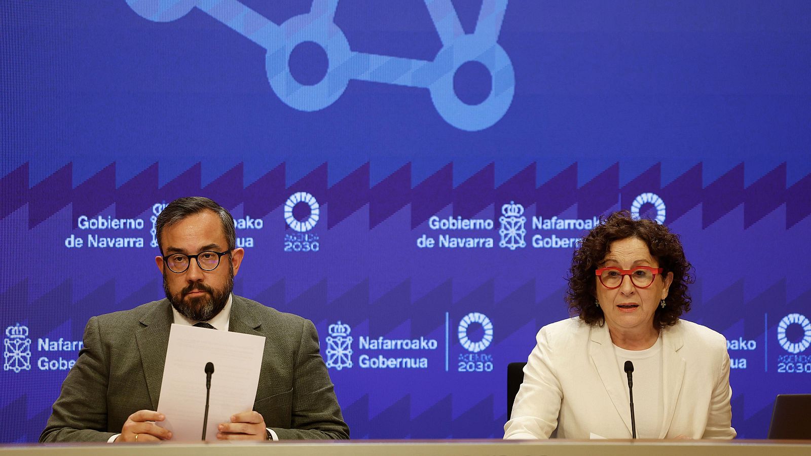 El Gobierno respalda a su consejero de Salud en plena crisis - Telenavarra | Ver