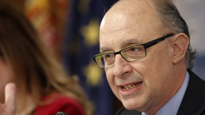 Telediario 1 - Montoro afirma que las CC.AA. incumplidoras deben recortar