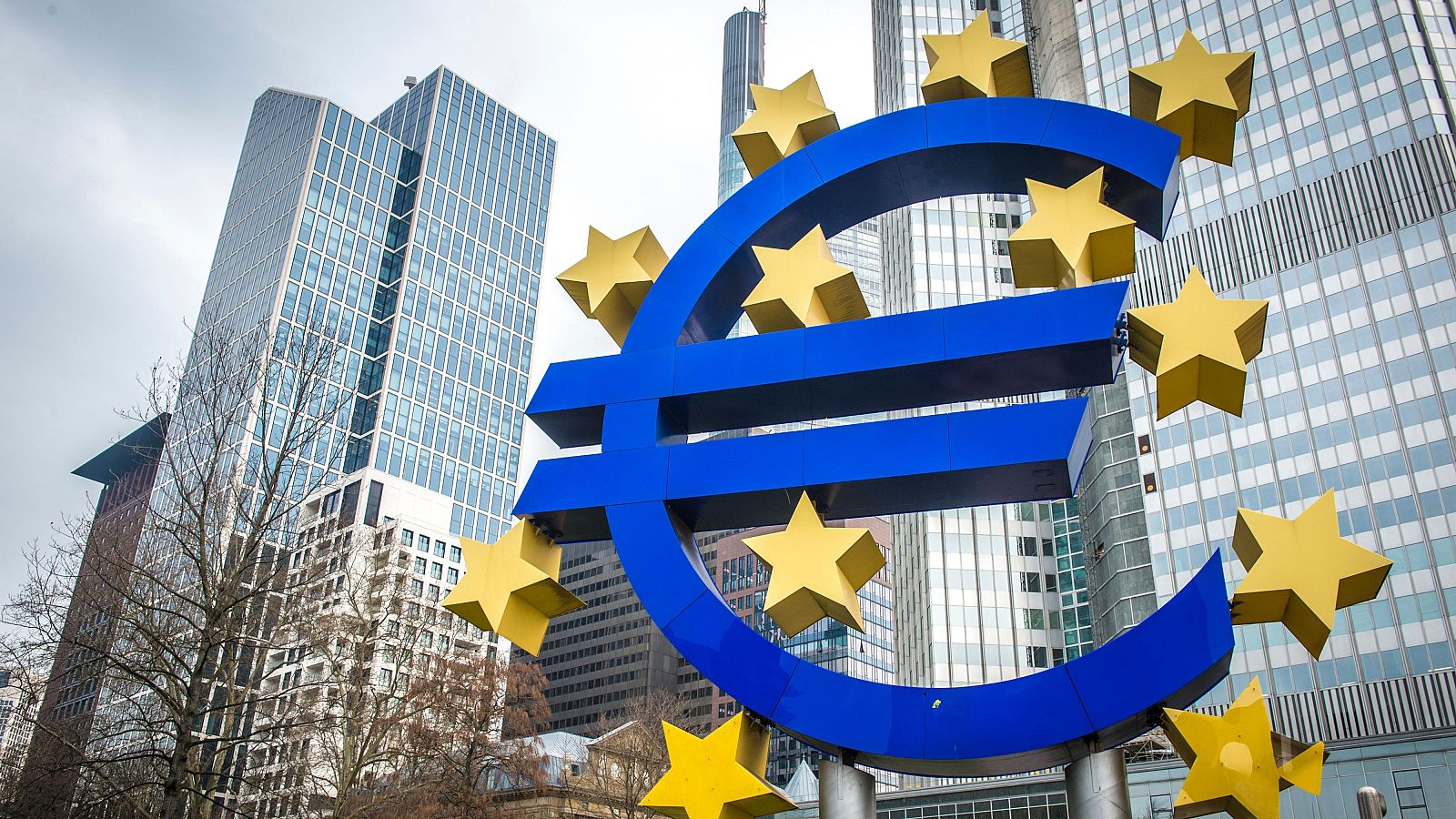 El euríbor repunta en abril, pero el BCE no sube los tipos - Telediario 1 | Ver