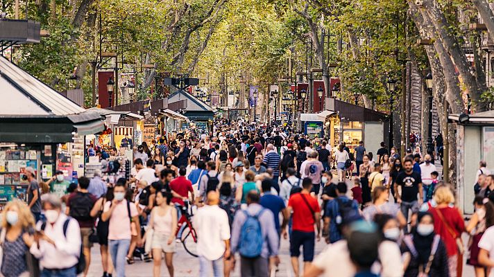 Telediario 1 - Los turistas prefieren España: alta ocupación en el puente de mayo