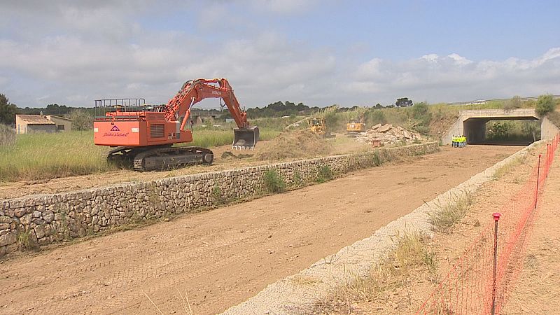 Comencen les obres al torrent de Sant Llorenç set anys i mig després de la torrentada