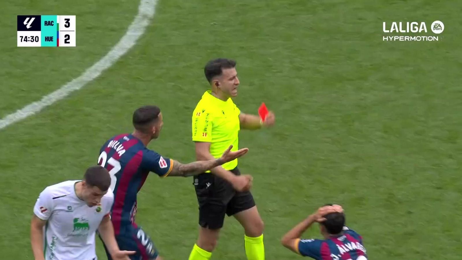 La SD Huesca cae contra el líder, el Racing de Santander - Noticias Aragón | Ver