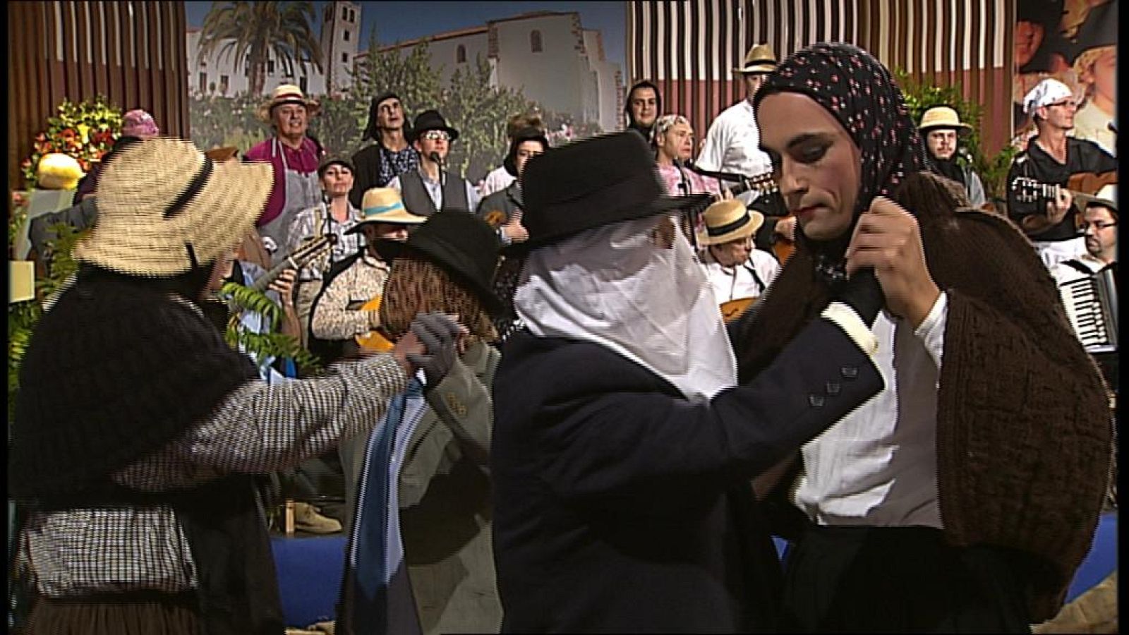 Tenderete - 02/03/13 El Carnaval Tradicional en Tenderete, con La Parranda del Cura y La Parranda El Cerrillal - Tenderete | Ver