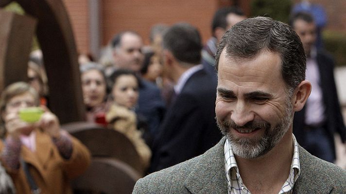 Informativo 24h - El príncipe dice que al rey le espera un "trabajo duro" para recuperarse