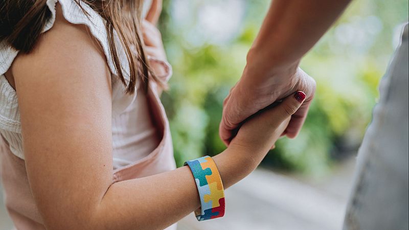Ser madre y autista, cuando diagn�stico y maternidad se entrelazan: "Hay protocolos obsoletos"