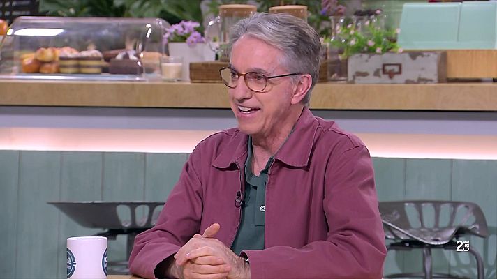 Cafè d'idees - Julián Casanova presenta el còmic 'España partida en dos' 