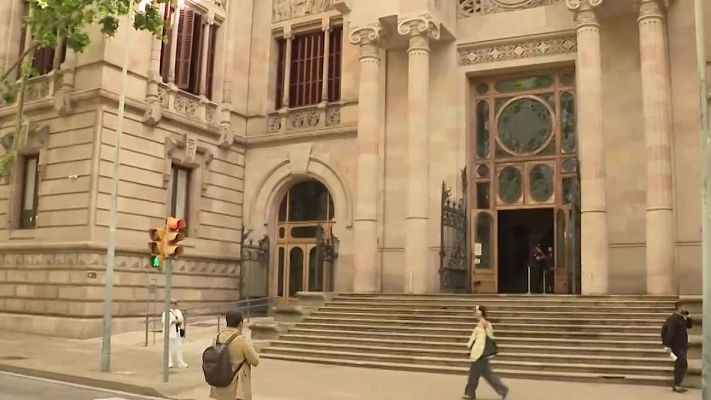 L'Informatiu - L'Audiència de Barcelona deixa en llibertat la mare del nadó maltractat amb mesures cautelars