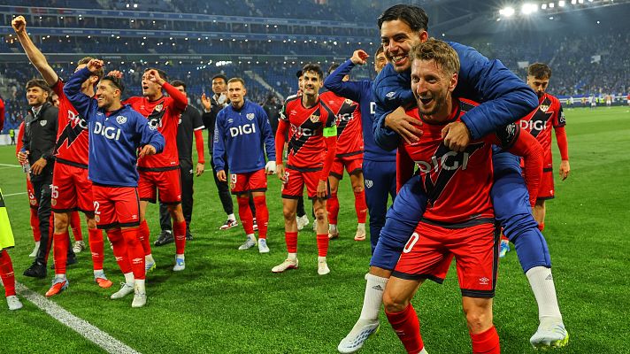 Telediario 1 - El Rayo, orgullo del barrio más feliz de toda Europa