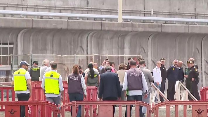 La tarde en 24h - Preocupación, desconcierto y enfado entre los vecinos de Granadilla por la llegada del crucero Hondius