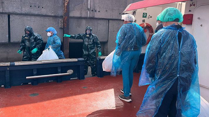 Fin de semana 24h - En marcha el dispositivo para evacuar el barco del antavirus