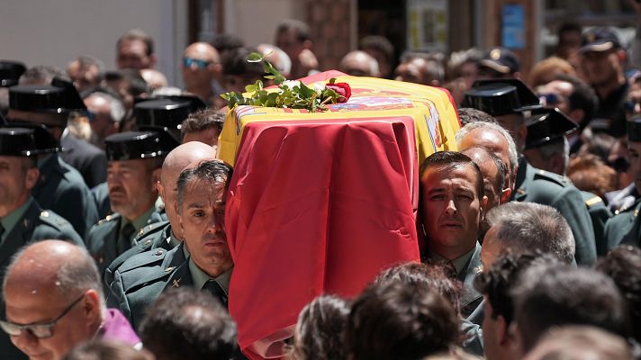 Telediario Fin de Semana - Emotiva despedida en Huelva a los dos guardias civiles muertos en una operación contra el narcotráfico