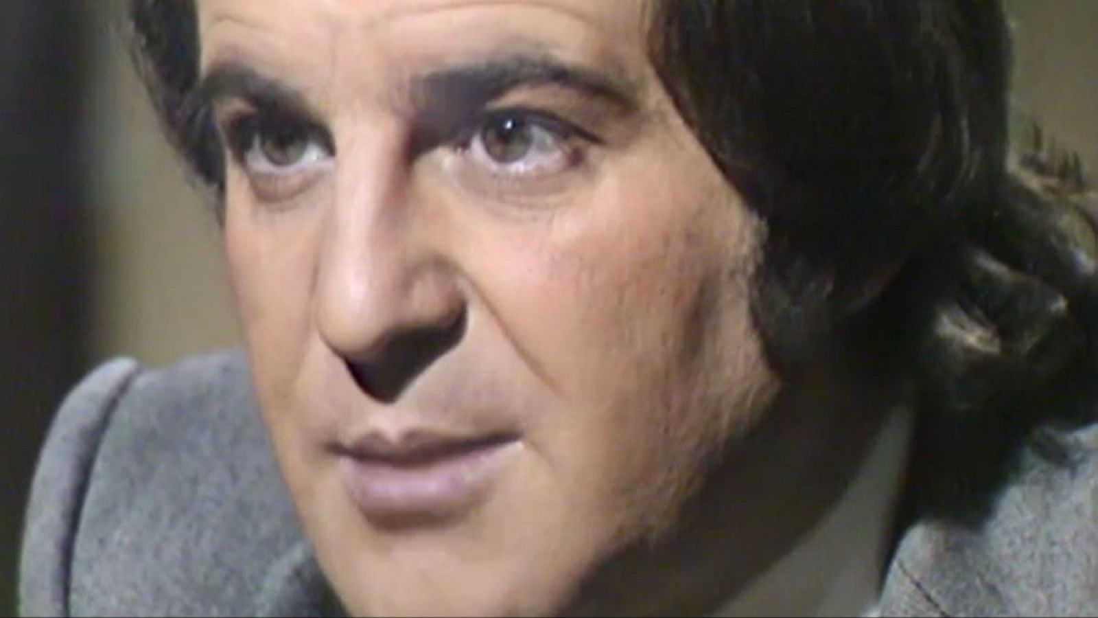 De cerca - José María García - De cerca | Ver