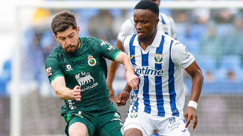El Racing mete la directa hacia Primera - TeleCantabria | Ver