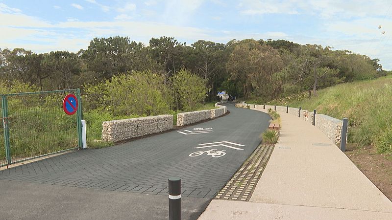 El Faro de Cabo Mayor, en Santander, mejora sus accesos - TeleCantabria | Ver