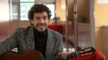 El guitarrista Pablo S�inz-Villegas est� de gira por Espa�a