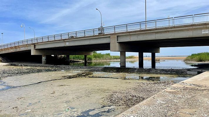  - Los ecologistas denuncian que los vertidos en el Río de Oro son cada vez más habituales