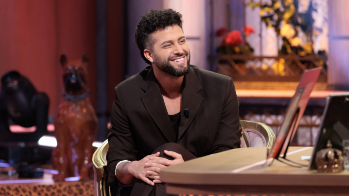 Al cielo con ella - Javi Hoyos: “Hemos pasado del todo vale a un corazón que protege a los famosos"