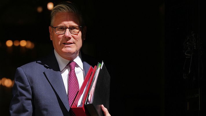 Telediario Matinal - Más de 70 diputados laboristas piden la dimisión de Starmer