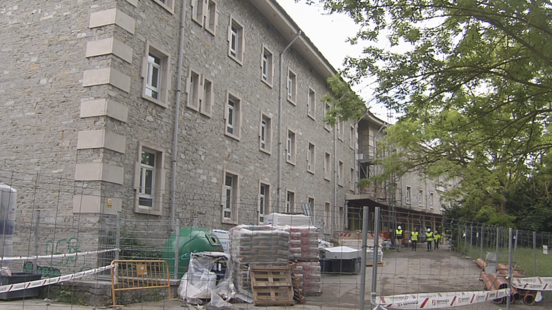 El centro de refugiados de Vitoria que se ultima en el edificio Arana comenzará a acoger los primeros usuarios en otoño | RTVE Play – Ver ahora