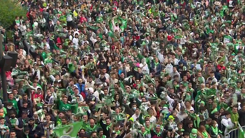 El posible ascenso ascenso del Racing no se celebrará en el Ayuntamiento - TeleCantabria | Ver