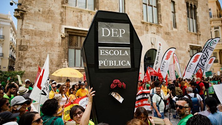 L'informatiu - Comunitat Valenciana - La Conselleria d'Educació anuncia que vol rependre les negociacions en el tercer dia de vaga
