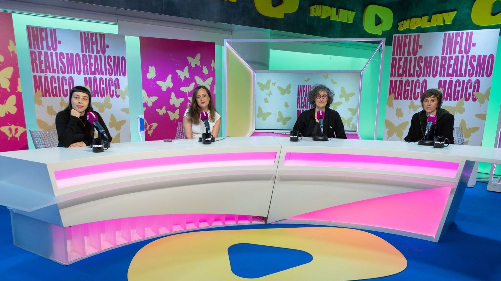 En Play - Influ-Realismo mágico - Programa 11 - Convertir el cáncer de mama en dinero, con Teta&Teta - Influ-Realismo Mágico. En Play | Ver