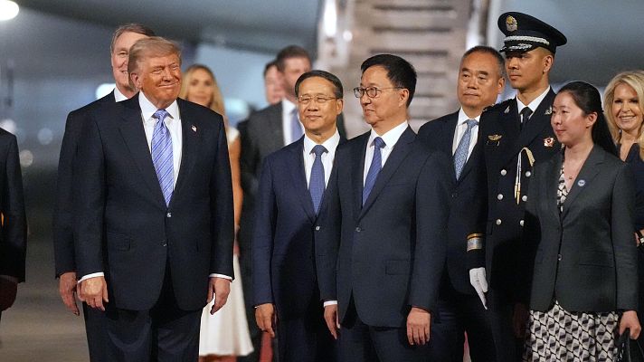  - Trump llega a China para reunirse con Xi Jinping