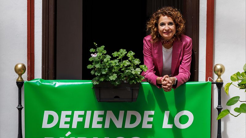 Montero (PSOE) señala que el 17M hay "dos modelos en juego" | Ver