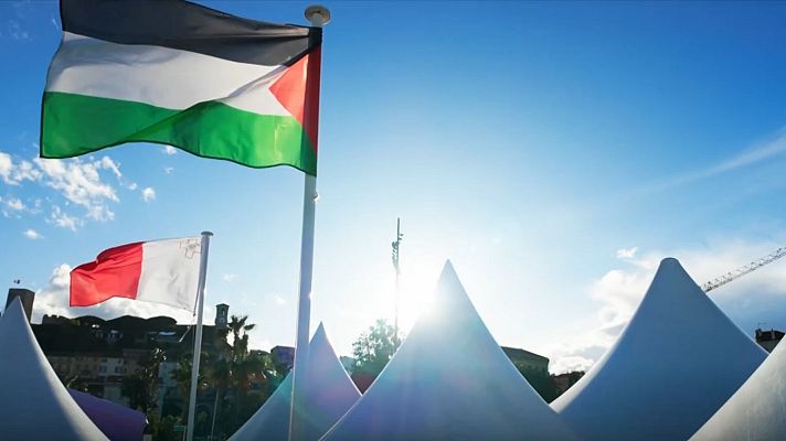 Telediario 2 - La creación en mitad de la barbarie: el cine palestino llega Cannes