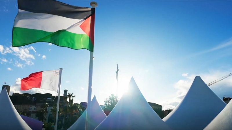 La creación en mitad de la barbarie: el cine palestino llega Cannes - Telediario 2 | Ver vídeo