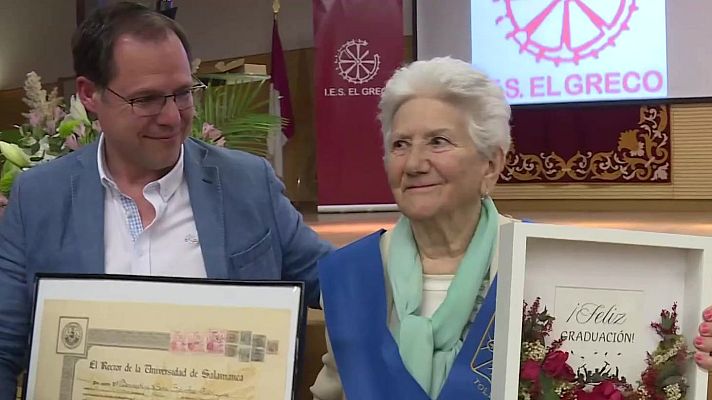  - Senina recoge el título de bachiller a los 94 años