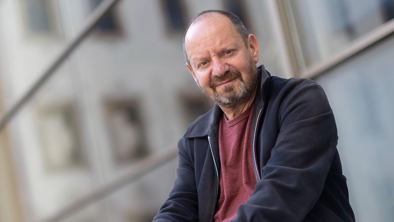 El académico Philippe Sands alerta de la erosión del derecho internacional: “Vamos hacia el desastre” | Ver