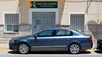 Encuentran los cad�veres de un guardia civil, su mujer y el hijo de ambos en el cuartel de Dolores, en Alicante