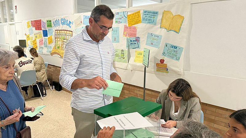 Los andaluces votan en las elecciones autonómicas de 2026 | Ver