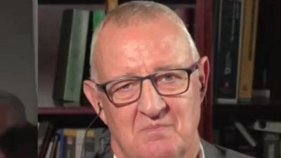Jesús Caldera, exministro:  "A lo largo de la campaña no he visto un debate que es esencial. Es una pena que el ruido y la furia lo tape"