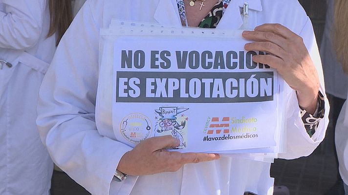 L'informatiu - Comunitat Valenciana - Els metges en vaga reivindiquen un estatut propi  i rebaixes efectives en la jornada laboral