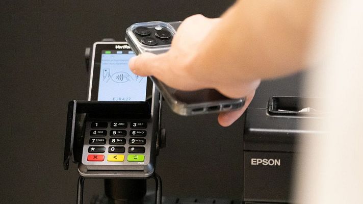 Telediario 1 - Bizum: el método de pago con el que Europa quiere desbancar a MasterCard y Visa